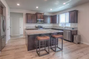 5025 Whirlabout St, Roseville, CA 95747 - Photo 17