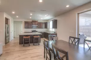 5025 Whirlabout St, Roseville, CA 95747 - Photo 13