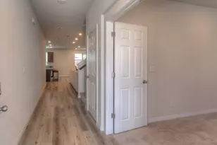 5025 Whirlabout St, Roseville, CA 95747 - Photo 5