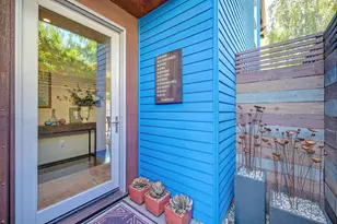 2210 Blues Alley, Sacramento, CA 95816 - Photo 7