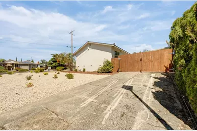 310 Carolyn Street, Auburn, CA 95603 - Photo 3