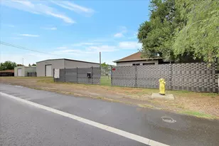 699 SE Stewart Rd, Yuba City, CA 95991 - Photo 3