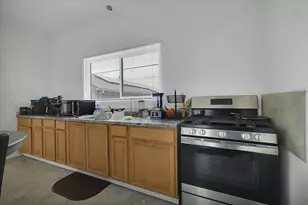 699 SE Stewart Rd, Yuba City, CA 95991 - Photo 9