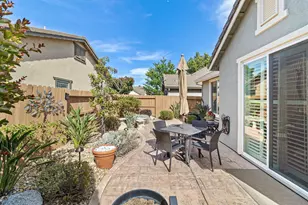 7809 Barnsley Way, Elk Grove, CA 95757 - Photo 37