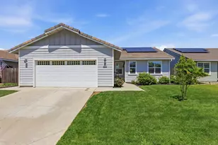 2043 River Wood Dr, Marysville, CA 95901 - Photo 1