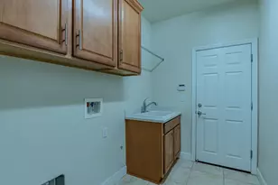 2362 Shadow Berry Dr, Manteca, CA 95336 - Photo 15