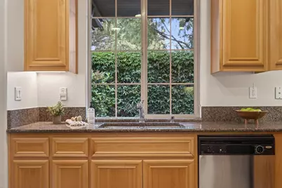 1033 Marseille Lane, Roseville, CA 95747 - Photo 25