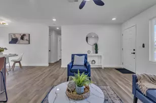 8437 Cherbourg Way, Stockton, CA 95210 - Photo 11