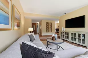 117 Waterglen Cir, Sacramento, CA 95826 - Photo 5