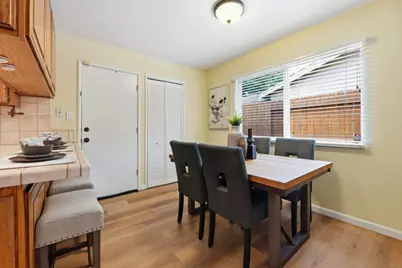 117 Waterglen Circle, Sacramento, CA 95826 - Photo 11