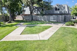 2320 W Turner Rd, Lodi, CA 95242 - Photo 17