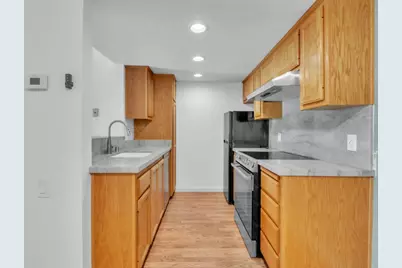 911 Fulton #417, Sacramento, CA 95825 - Photo 17