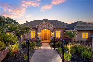 2620 Vineyard Dr, Auburn, CA 95603 - Photo 17
