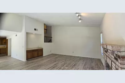 7405 Flowerwood, Sacramento, CA 95831 - Photo 17