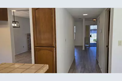 7405 Flowerwood, Sacramento, CA 95831 - Photo 9