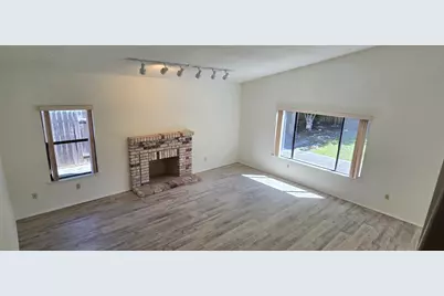 7405 Flowerwood, Sacramento, CA 95831 - Photo 15