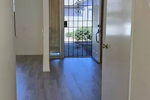 7405 Flowerwood, Sacramento, CA 95831 - Photo 11