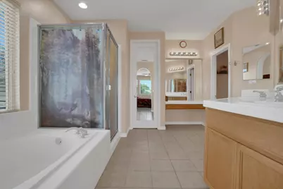 10653 Chatfield Ct, Stockton, CA 95209 - Photo 27