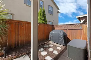 1120 S Shields Ave, Mountain House, CA 95391 - Photo 27