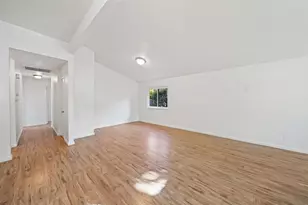 5060 Summerbrook Way, Sacramento, CA 95823 - Photo 5