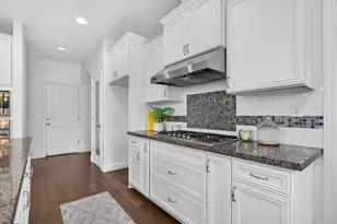 7 Triumph Ct, Sacramento, CA 95831 - Photo 29