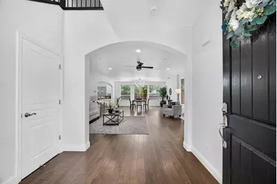 7 Triumph Court, Sacramento, CA 95831 - Photo 13