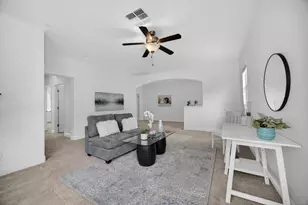 7 Triumph Ct, Sacramento, CA 95831 - Photo 47