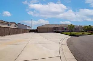 1187 Bordeaux Ct, Olivehurst, CA 95961 - Photo 45
