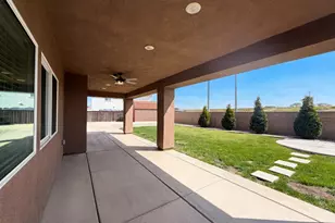 1187 Bordeaux Ct, Olivehurst, CA 95961 - Photo 51
