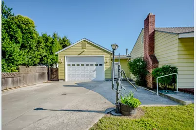 815 Woodland Avenue, Woodland, CA 95695 - Photo 5