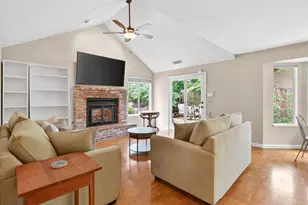 2713 Julie Ann Ct, Carmichael, CA 95608 - Photo 13