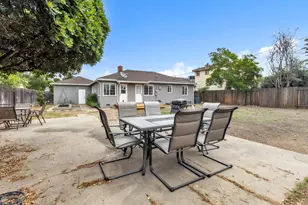 3208 Merrywood Dr, Sacramento, CA 95825 - Photo 23