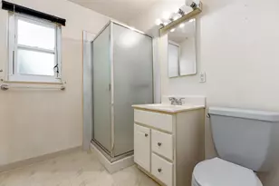 5740 48th Ave, Sacramento, CA 95823 - Photo 25