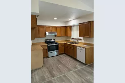 4889 Hinchman Way, Sacramento, CA 95823 - Photo 7