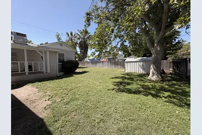 713 W 4th Street, Madera, CA 93637 - Photo 25