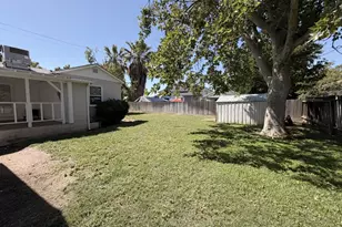 713 W 4th St, Madera, CA 93637 - Photo 25