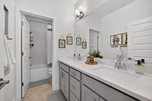 8769 Minor Ct, Elk Grove, CA 95757 - Photo 45