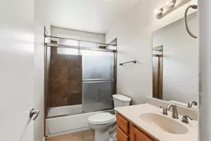 4329 Woodmoss Ct, Sacramento, CA 95826 - Photo 19