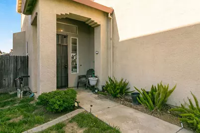 5929 Tangerine Avenue, Sacramento, CA 95823 - Photo 3