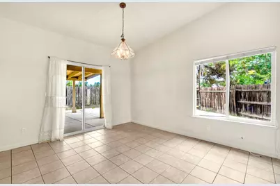 120 Cedar Court, Chowchilla, CA 93610 - Photo 9