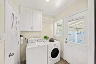 231 40th St, Sacramento, CA 95819 - Photo 17
