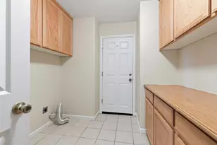3808 Guildford Ln, Modesto, CA 95355 - Photo 9