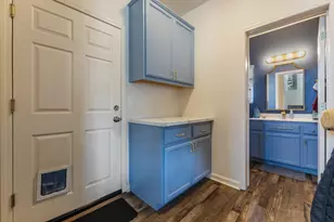 998 E J St, Oakdale, CA 95361 - Photo 15