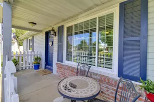 7039 Demaret Dr, Sacramento, CA 95822 - Photo 3