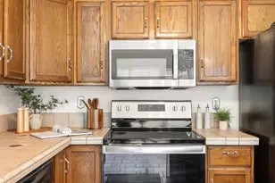 7144 Woodmore Oaks Dr, Citrus Heights, CA 95610 - Photo 9