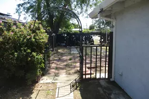 2403 Lever Blvd, Stockton, CA 95206 - Photo 41