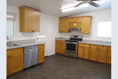 2403 Lever Boulevard, Stockton, CA 95206 - Photo 9