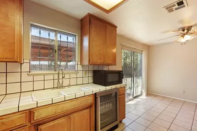 1288 Derrick Drive, Stockton, CA 95206 - Photo 11