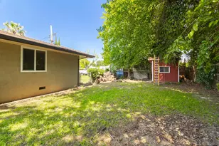1048 Laurel Ave, Olivehurst, CA 95961 - Photo 27