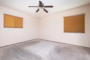 1048 Laurel Ave, Olivehurst, CA 95961 - Photo 15
